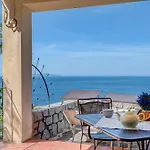 Διαμέρισμα Mare E Natura