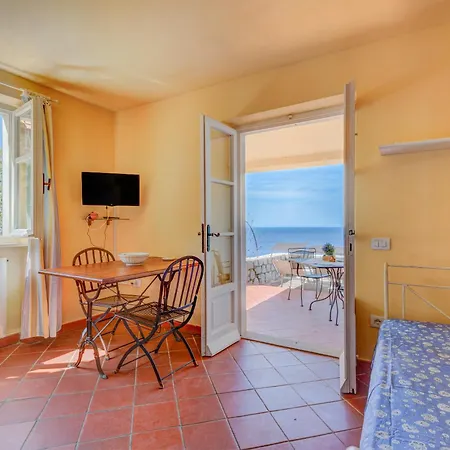 Mare E Natura Marciana